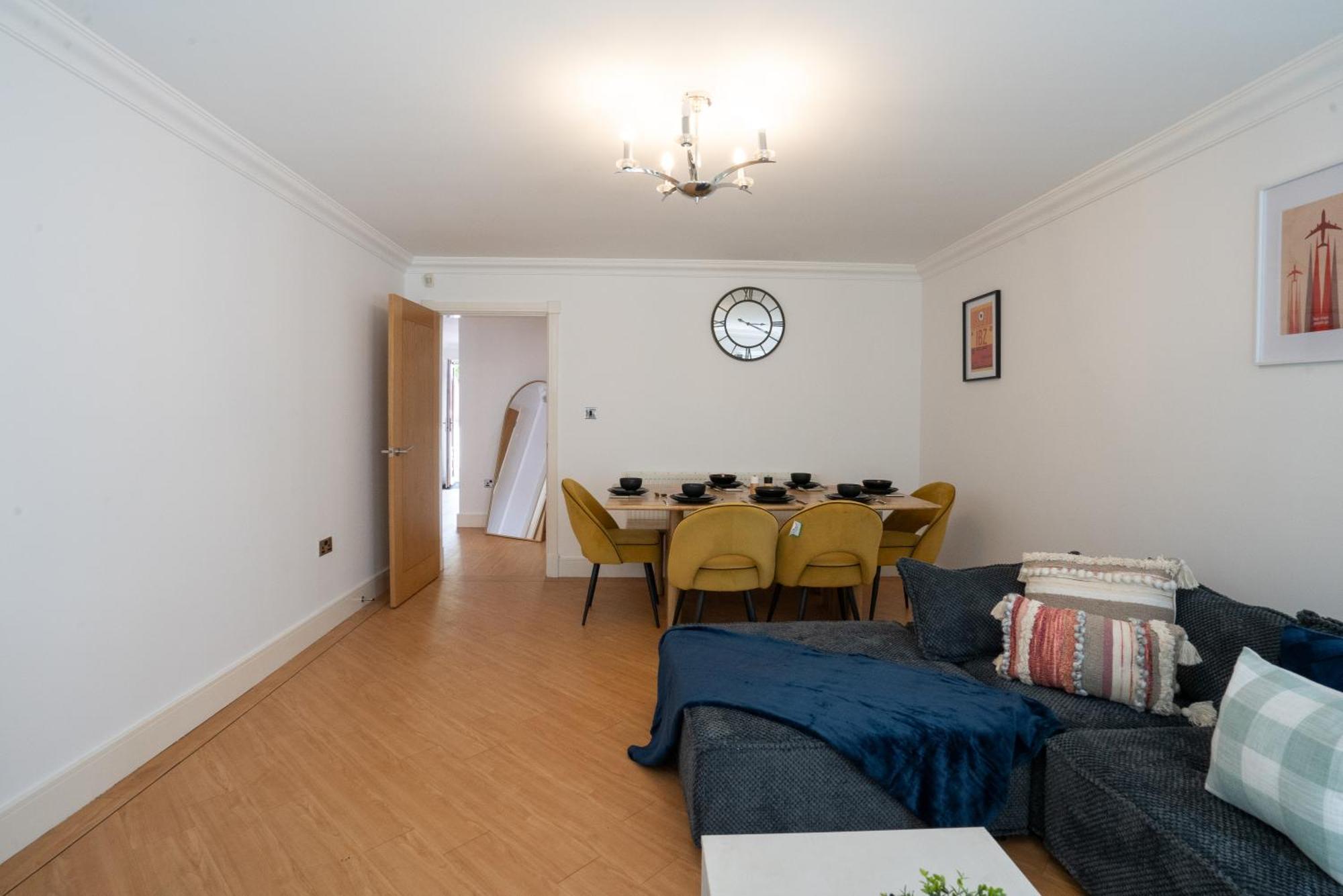 Emirates House, Luxe 5 Bed, With King Sized Beds, Next To Aiport & Nec, Jlr 5 Mins Villa Marston Green Exterior foto