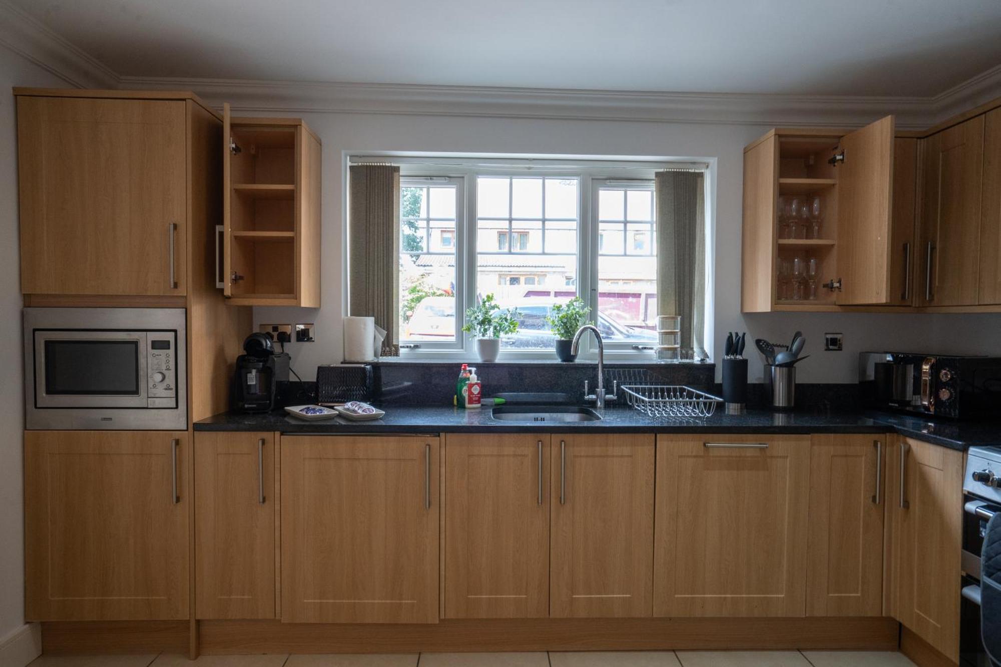 Emirates House, Luxe 5 Bed, With King Sized Beds, Next To Aiport & Nec, Jlr 5 Mins Villa Marston Green Exterior foto
